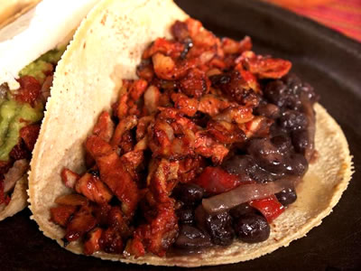 taco de carne al pastor