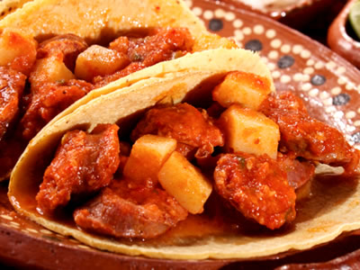 taco de longaniza con papas