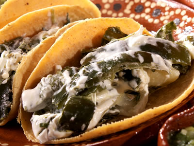 taco de rajas con crema
